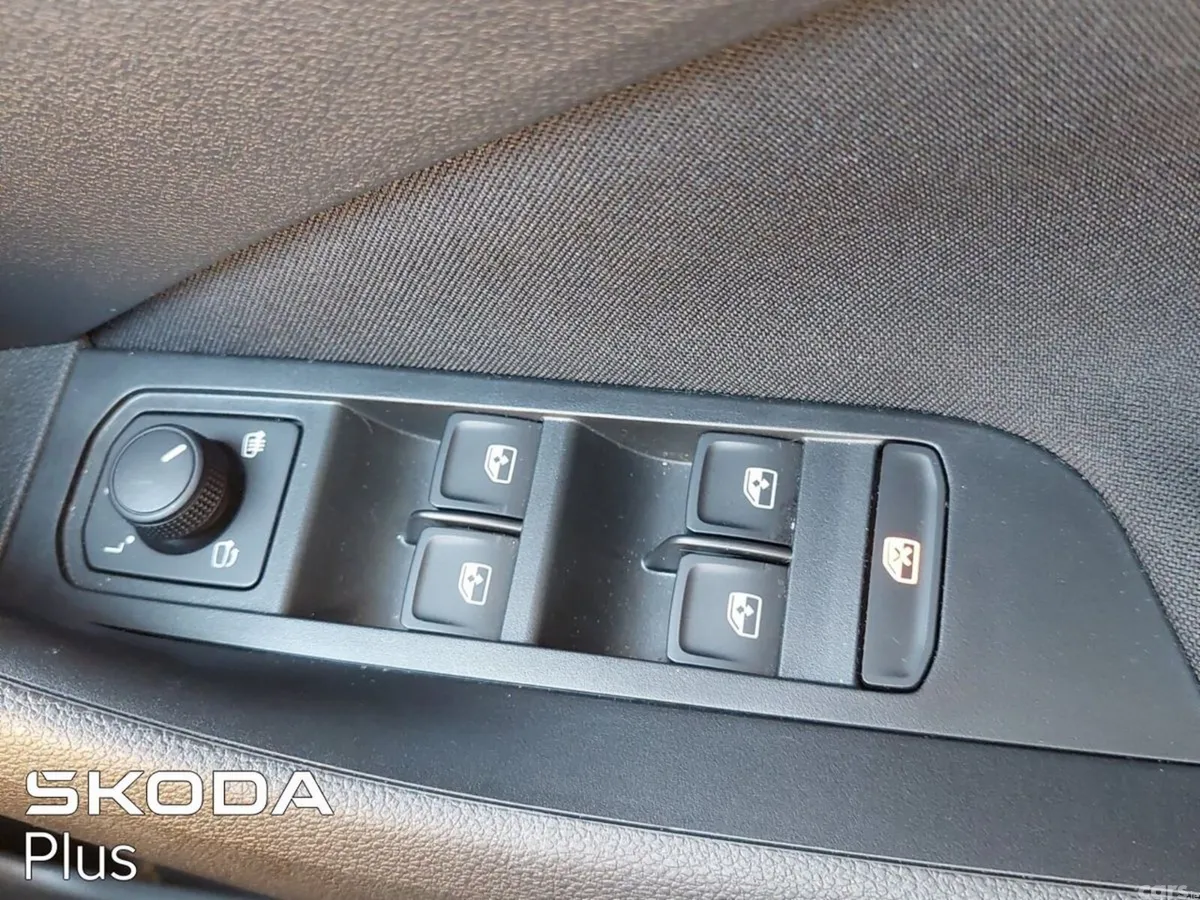 Skoda Kamiq SUV, Petrol, 2026, Blue