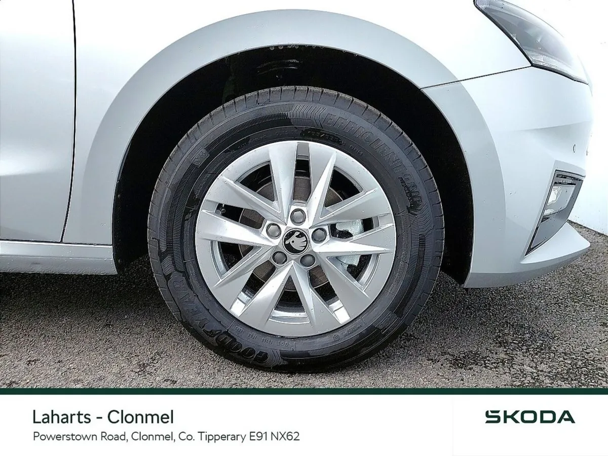 Skoda Fabia Hatchback, Petrol, 2026, Silver