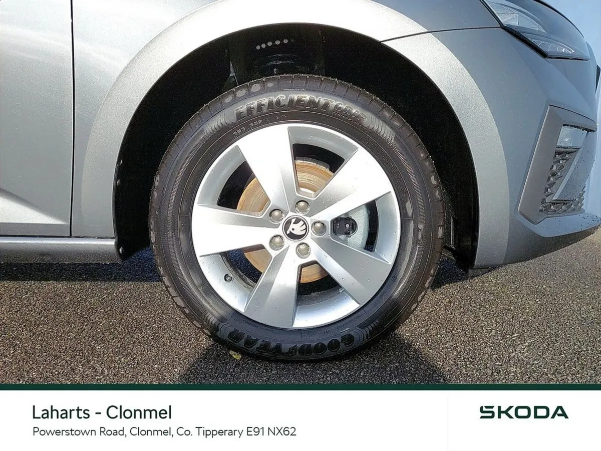 Skoda Scala Hatchback, Petrol, 2026, Grey