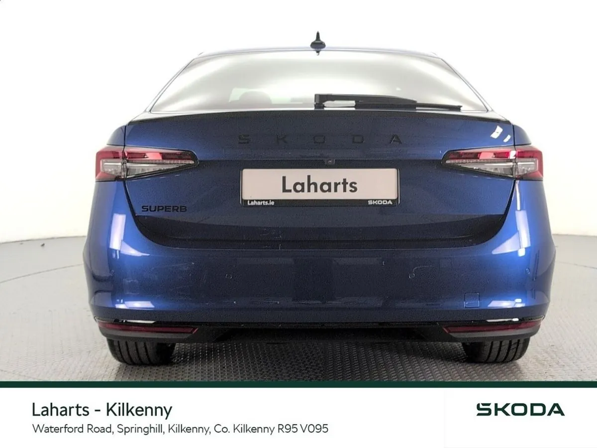 Skoda Superb Saloon, Diesel, 2026, Blue