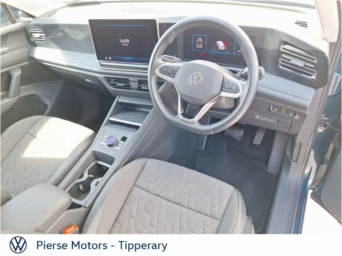 Volkswagen Tiguan SUV, Diesel, 2024, Blue