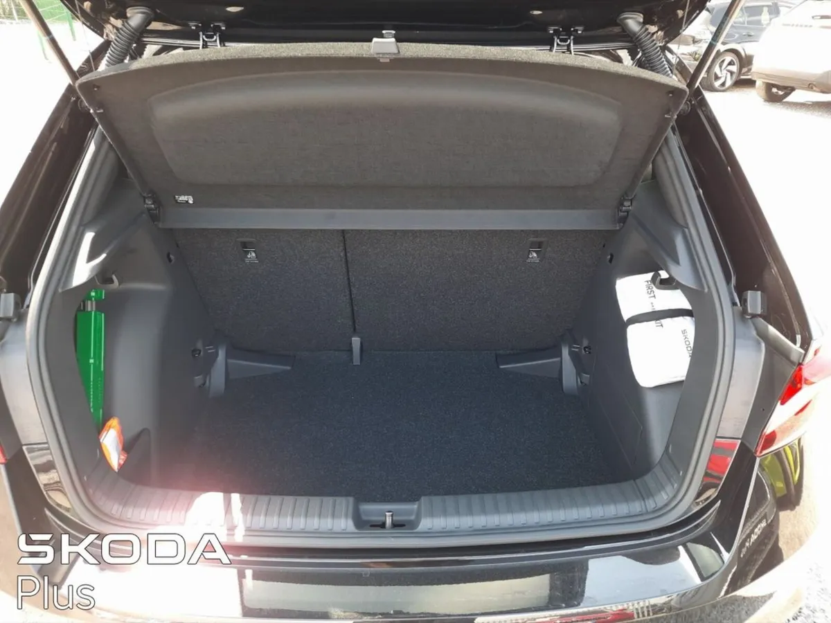 Skoda Fabia Hatchback, Petrol, 2026, Black