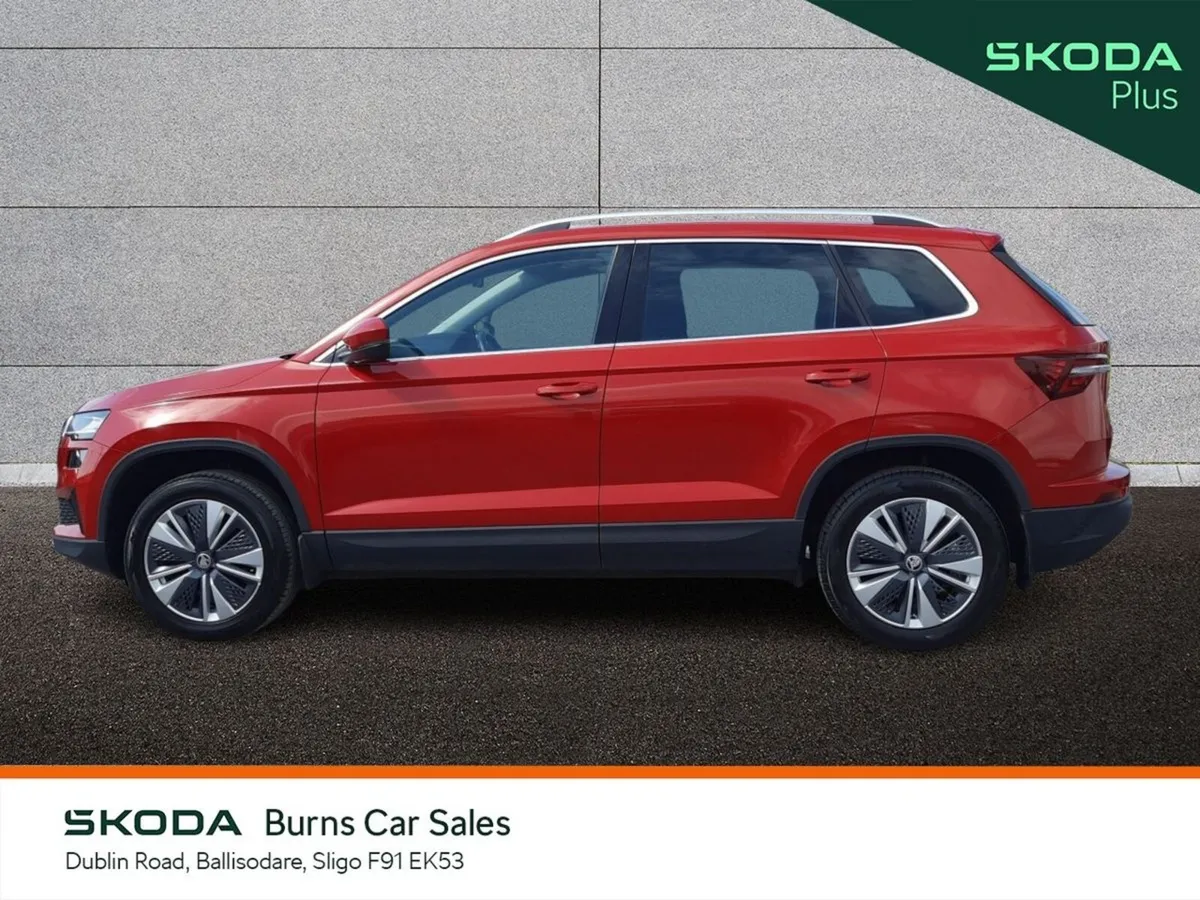 Skoda Karoq SUV, Petrol, 2023, Red