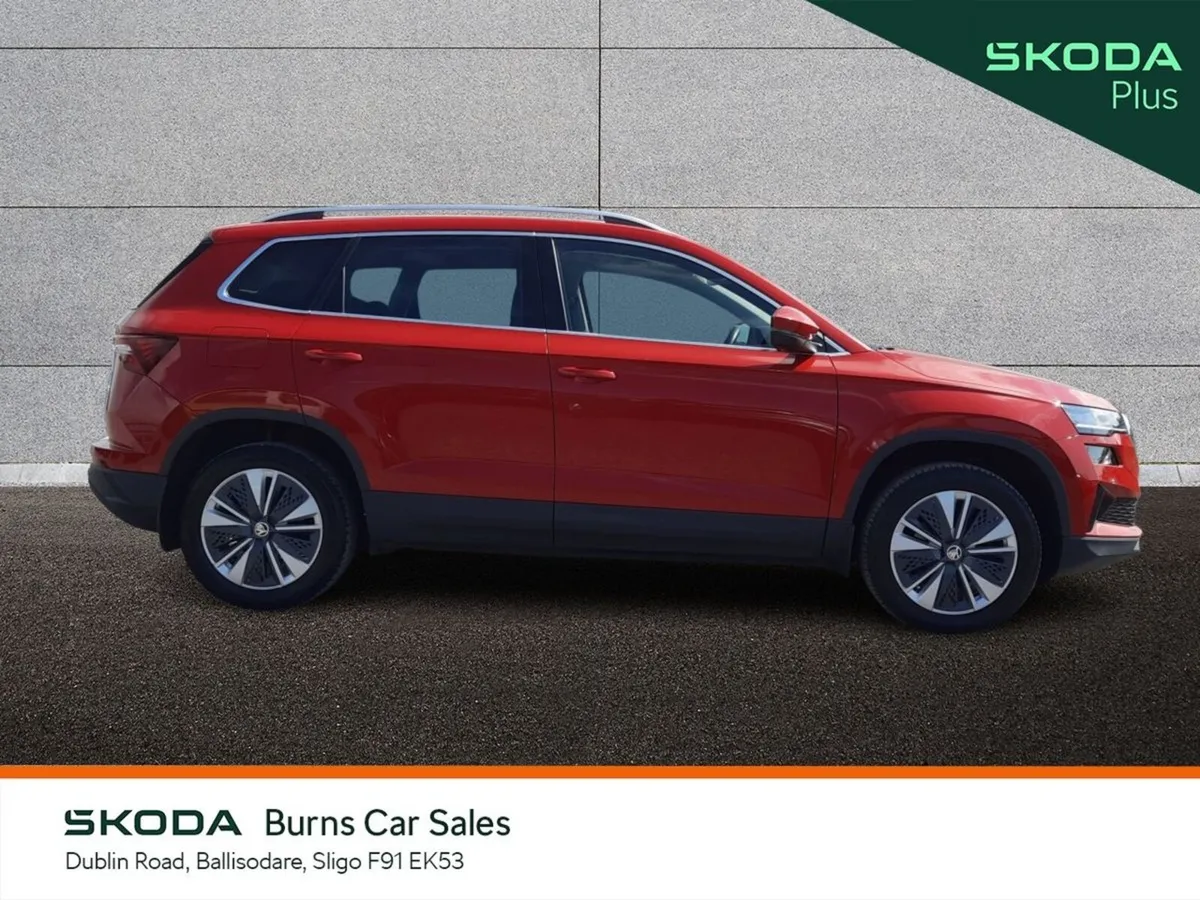 Skoda Karoq SUV, Petrol, 2023, Red
