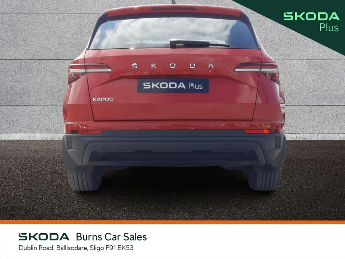 Skoda Karoq SUV, Petrol, 2023, Red