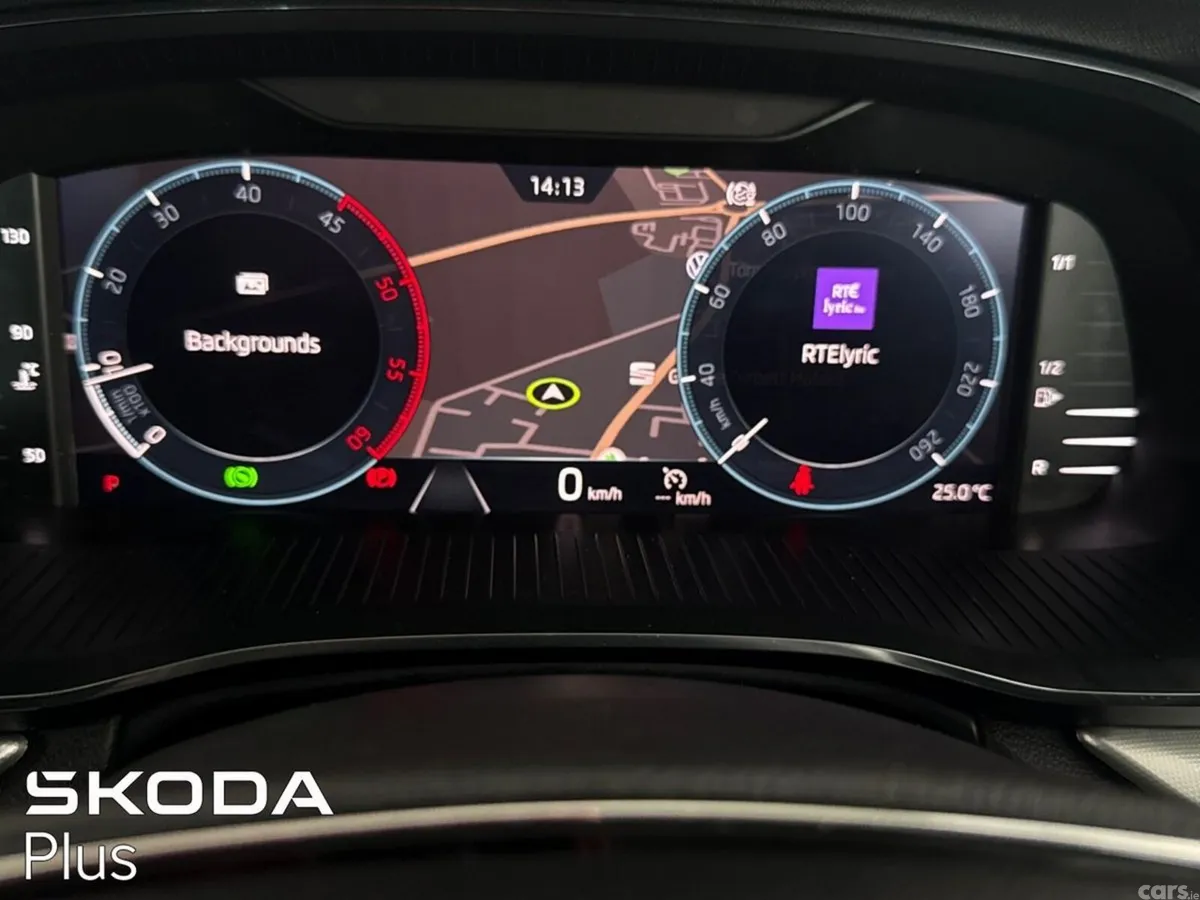 Skoda Octavia Saloon, Diesel, 2023, Blue