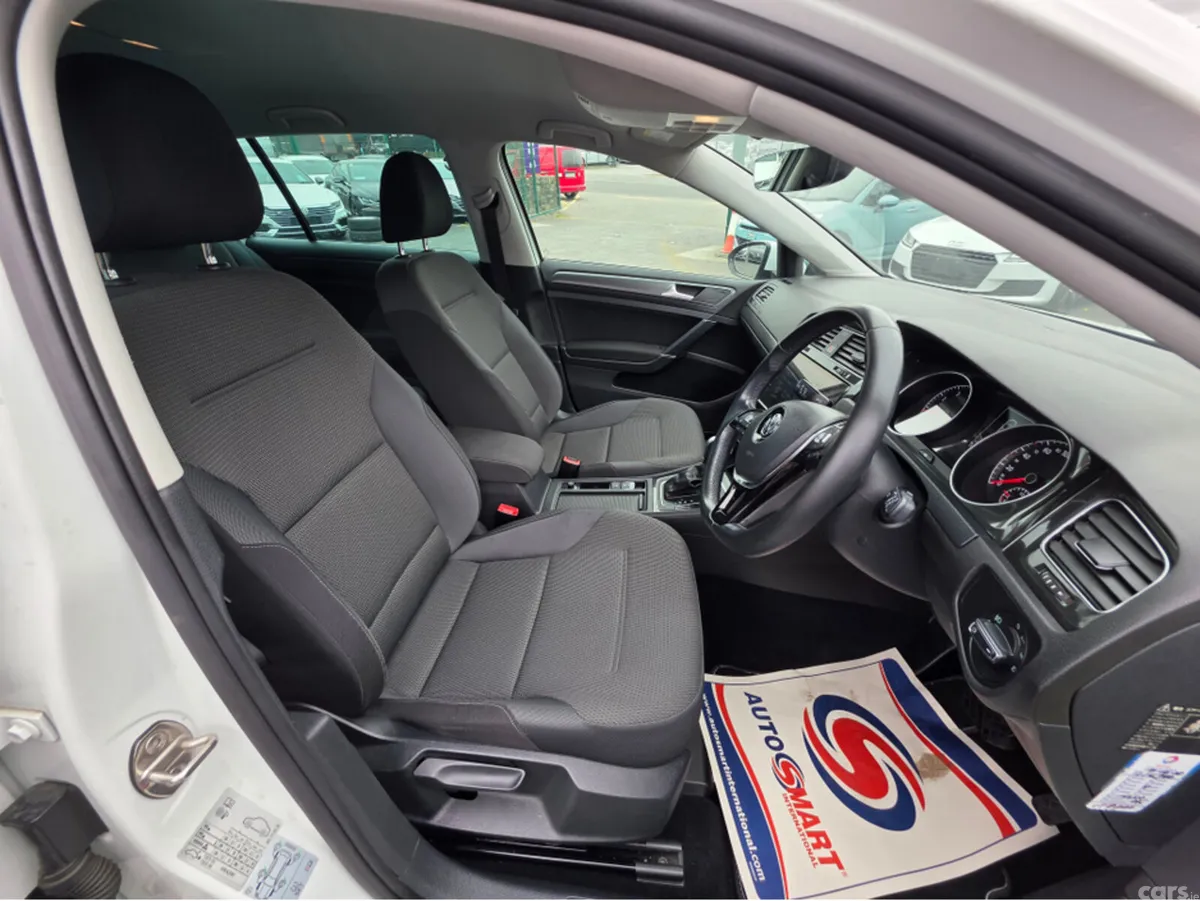 Volkswagen Golf Hatchback, Petrol, 2018, White
