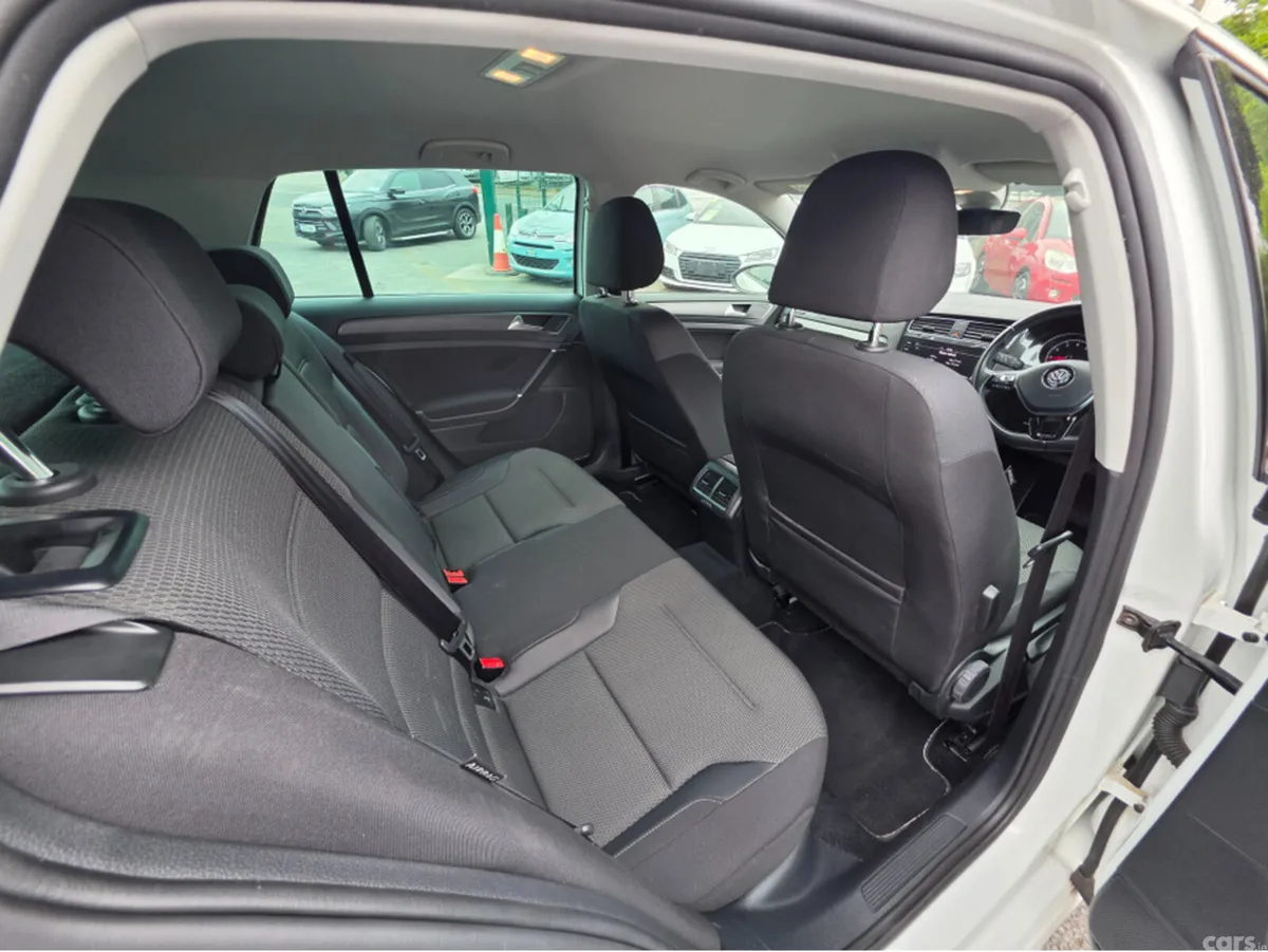 Volkswagen Golf Hatchback, Petrol, 2018, White