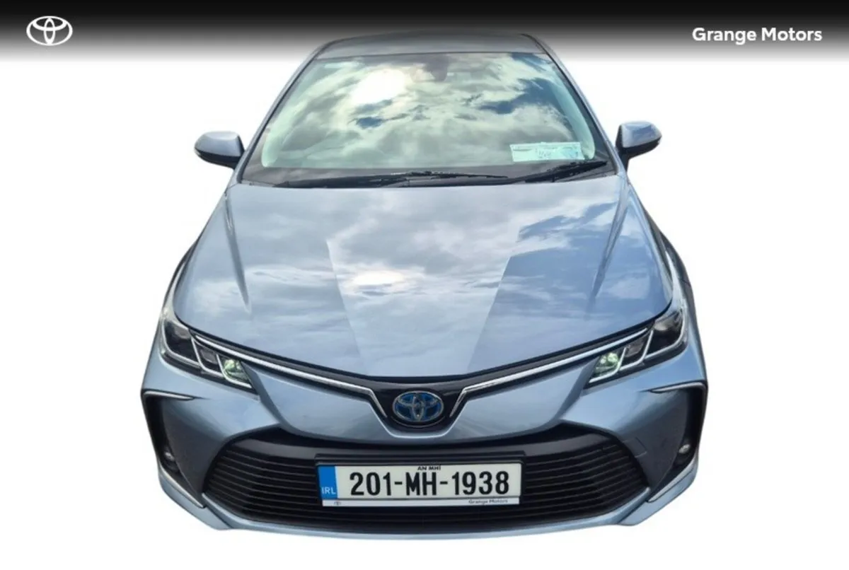 Toyota Corolla Saloon, Petrol Hybrid, 2020, Grey