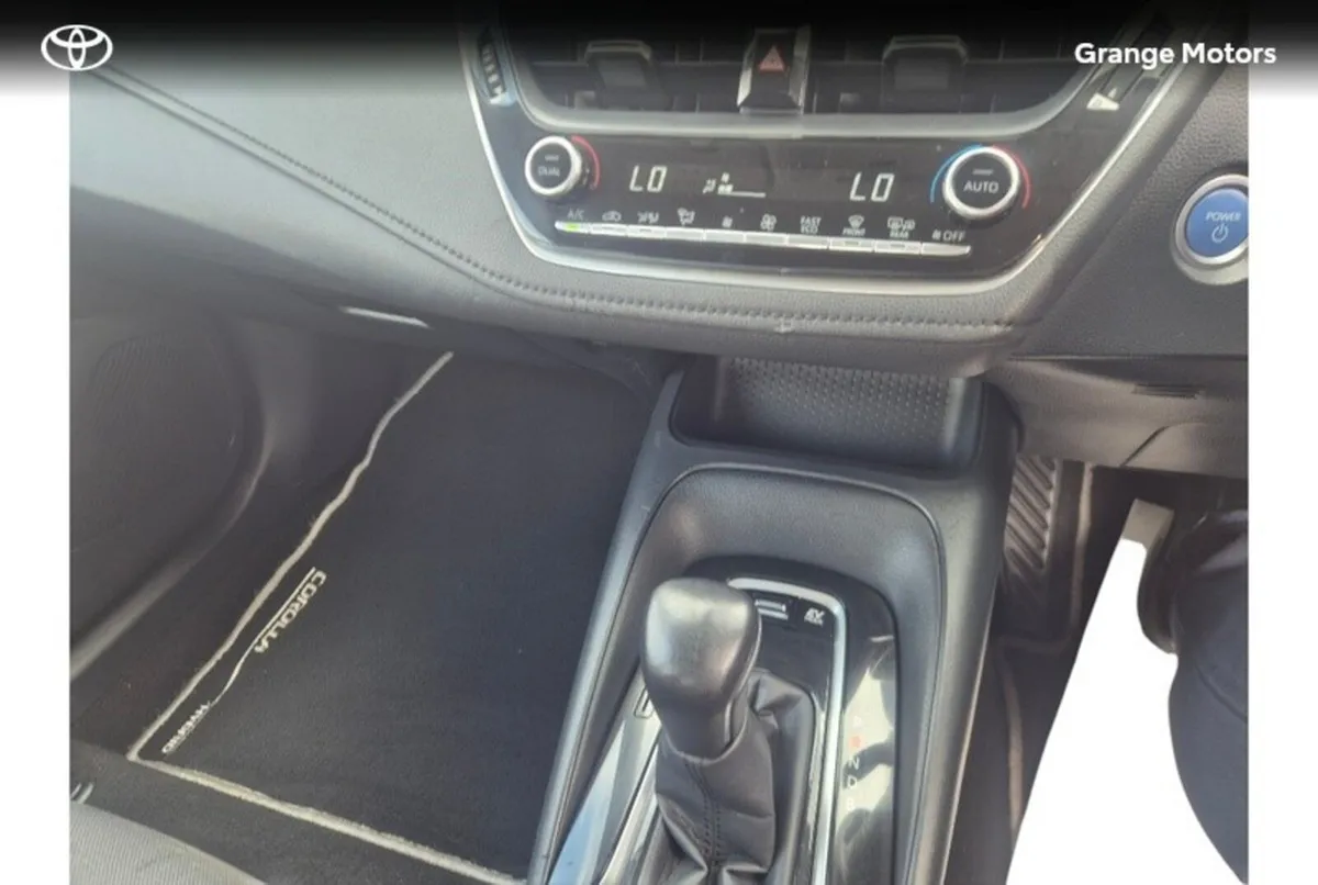 Toyota Corolla Saloon, Petrol Hybrid, 2020, Grey