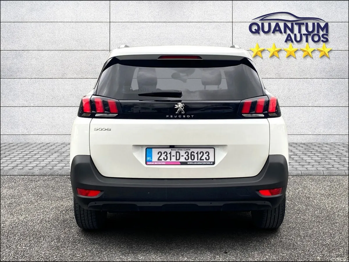 Peugeot 5008 MPV, Diesel, 2023, White