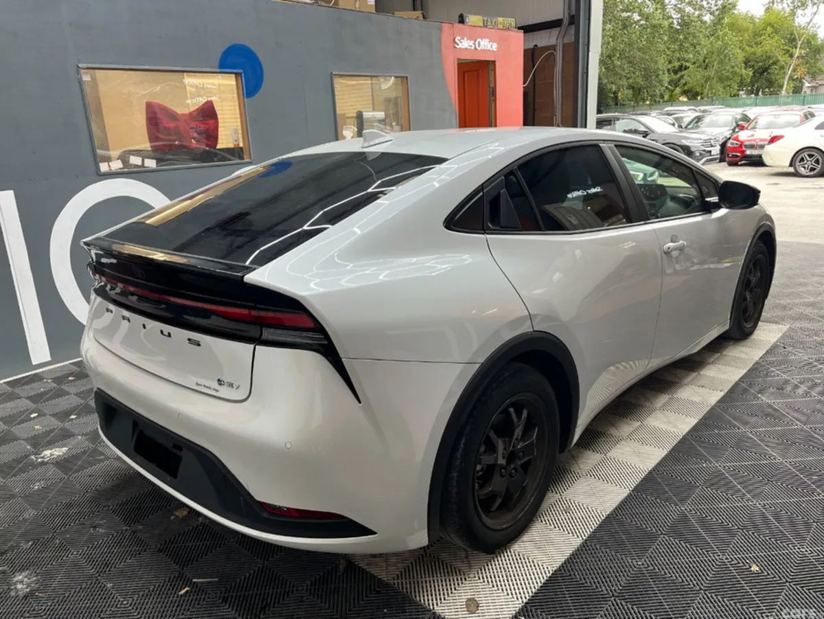 Toyota Prius Estate, Petrol, 2024, White