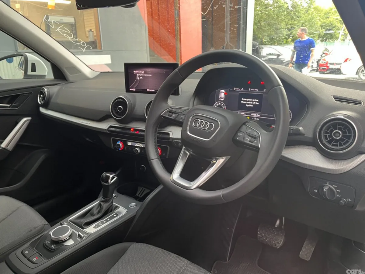 Audi Q2 SUV, Petrol, 2024, White