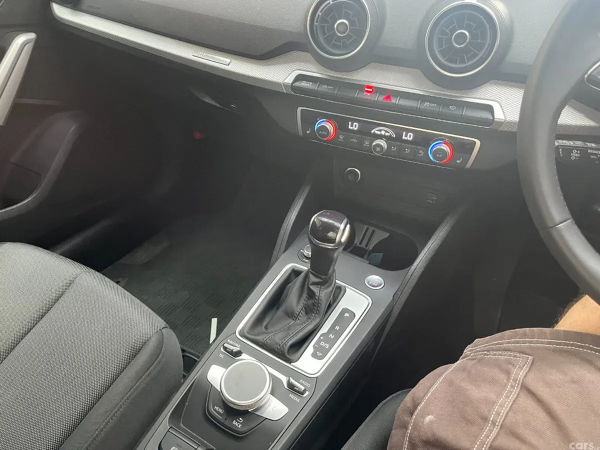 Audi Q2 SUV, Petrol, 2024, White