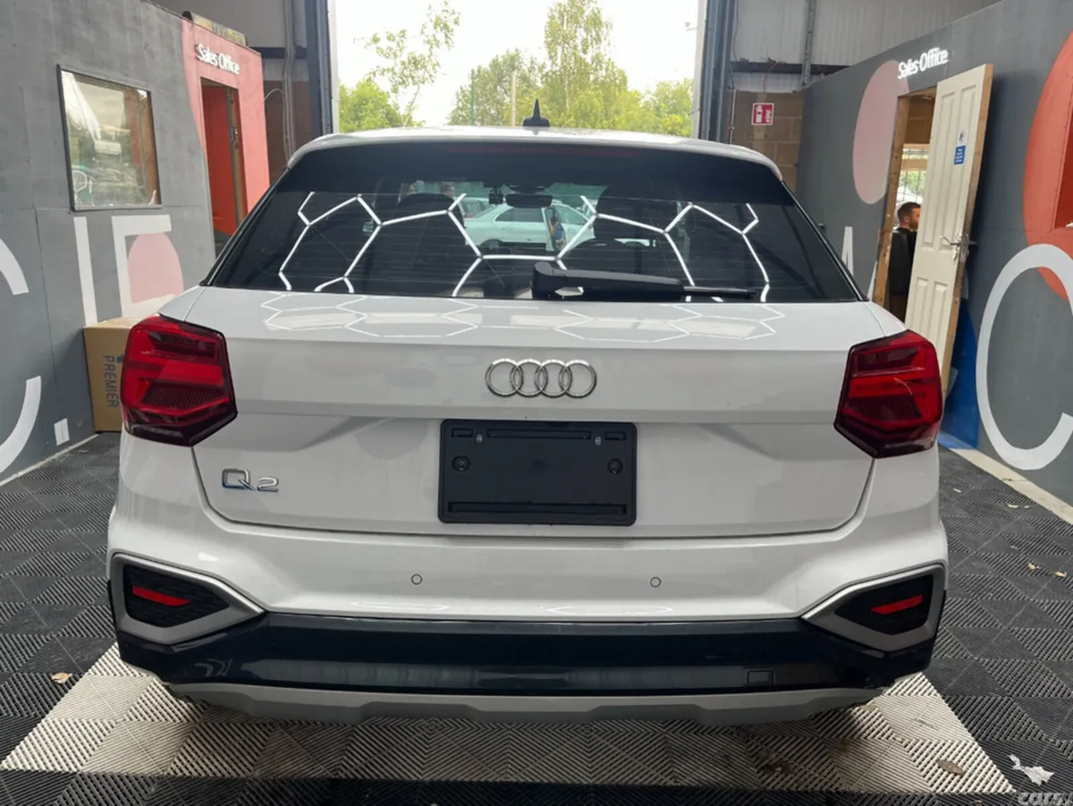 Audi Q2 SUV, Petrol, 2024, White