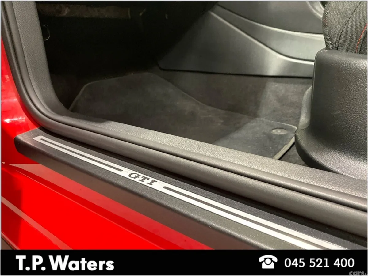 Volkswagen Polo Hatchback, Petrol, 2017, Red