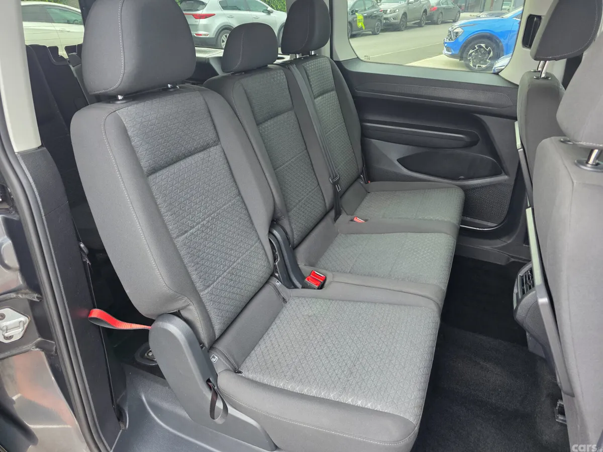 Ford Tourneo Connect MPV, Diesel, 2023, Grey