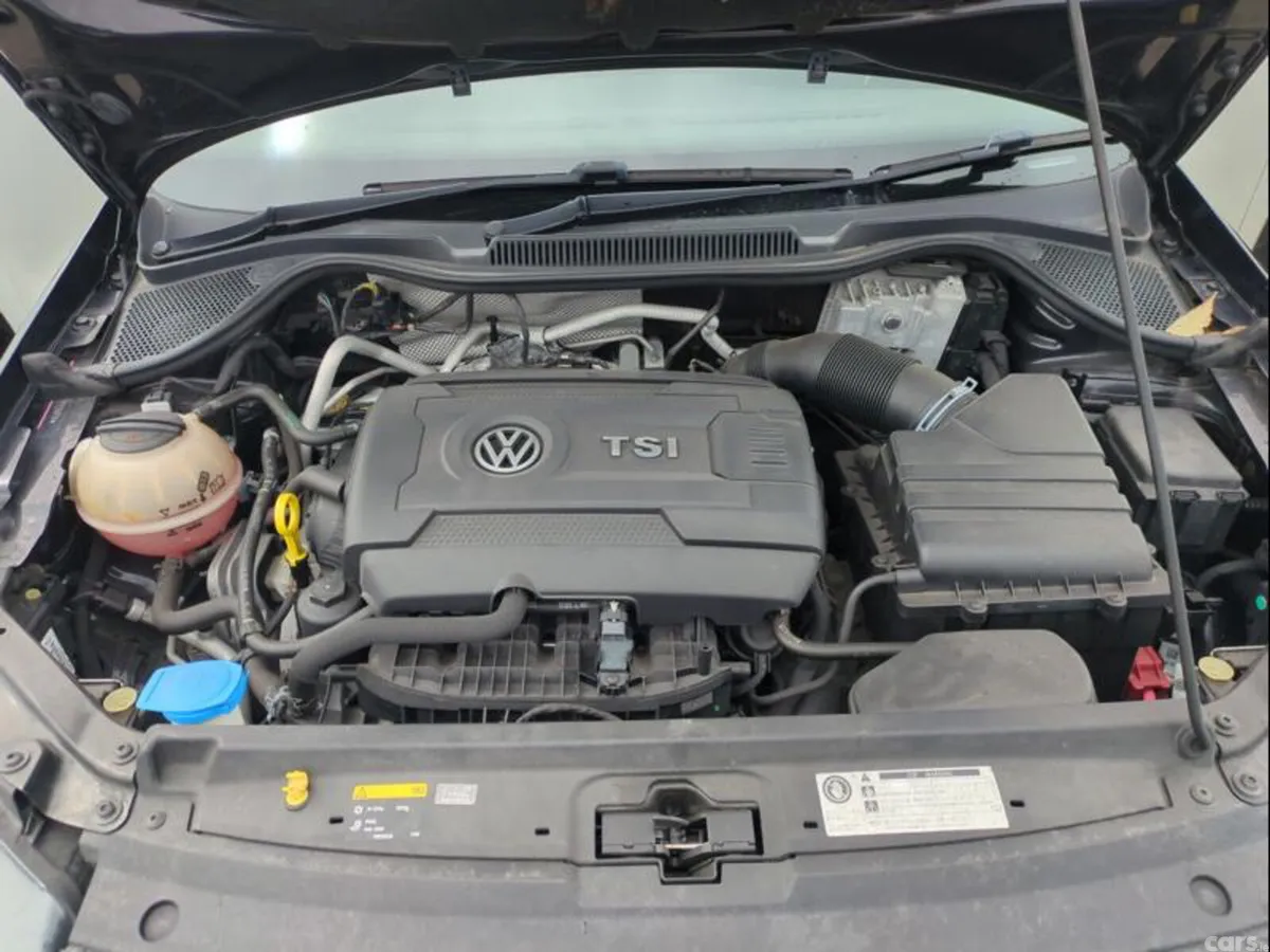 Volkswagen Polo Hatchback, Petrol, 2015, Black