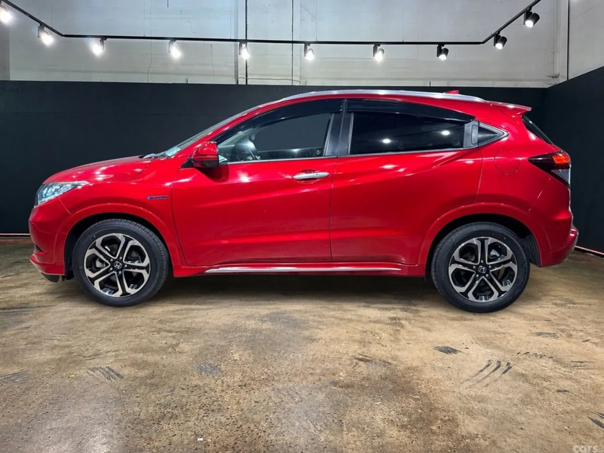 Honda Vezel SUV, Petrol Hybrid, 2017, Red