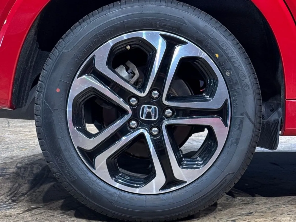 Honda Vezel SUV, Petrol Hybrid, 2017, Red
