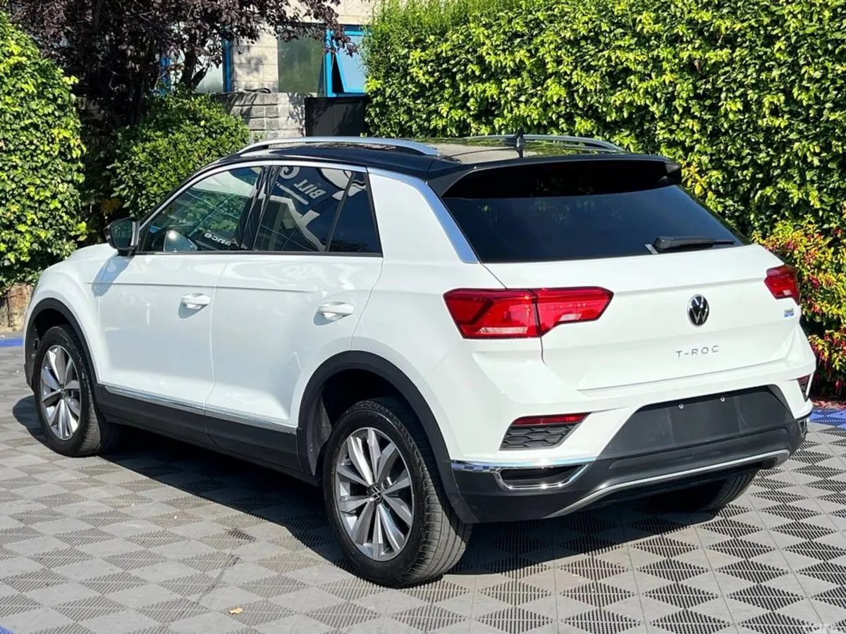 Volkswagen T-Roc SUV, Diesel, 2021, White