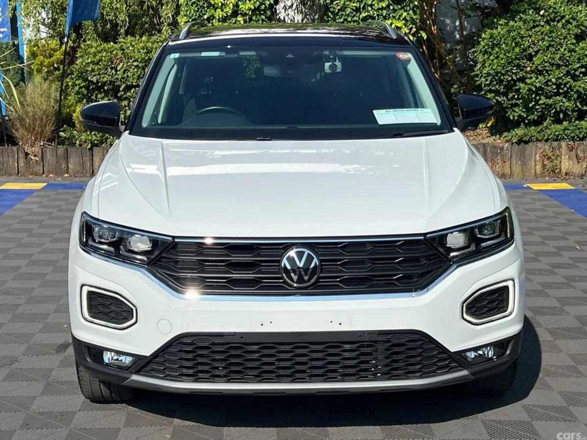 Volkswagen T-Roc SUV, Diesel, 2021, White