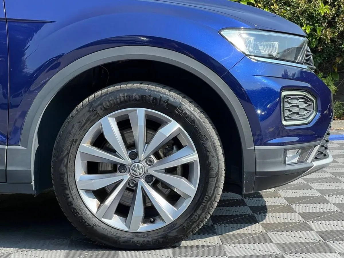 Volkswagen T-Roc SUV, Diesel, 2021, Blue