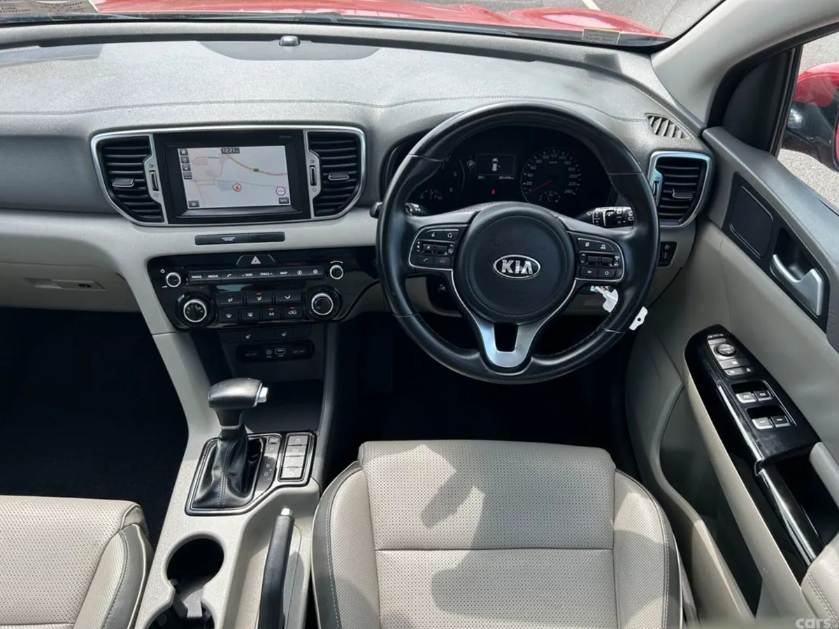 Kia Sportage SUV, Diesel, 2017, Red