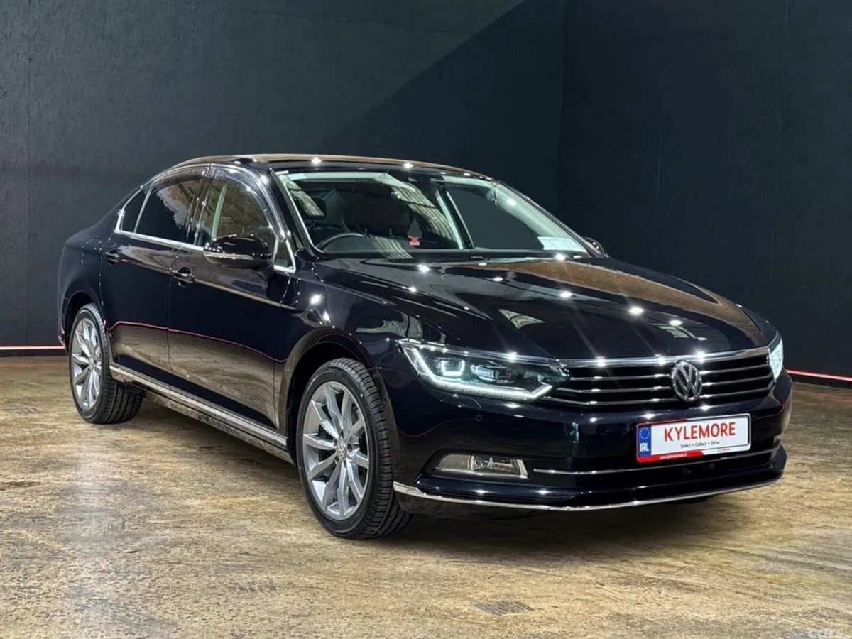 Volkswagen Passat Saloon, Petrol, 2019, Black