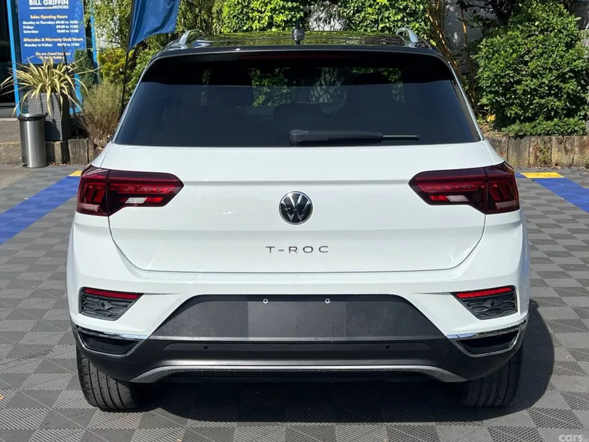 Volkswagen T-Roc SUV, Diesel, 2021, White