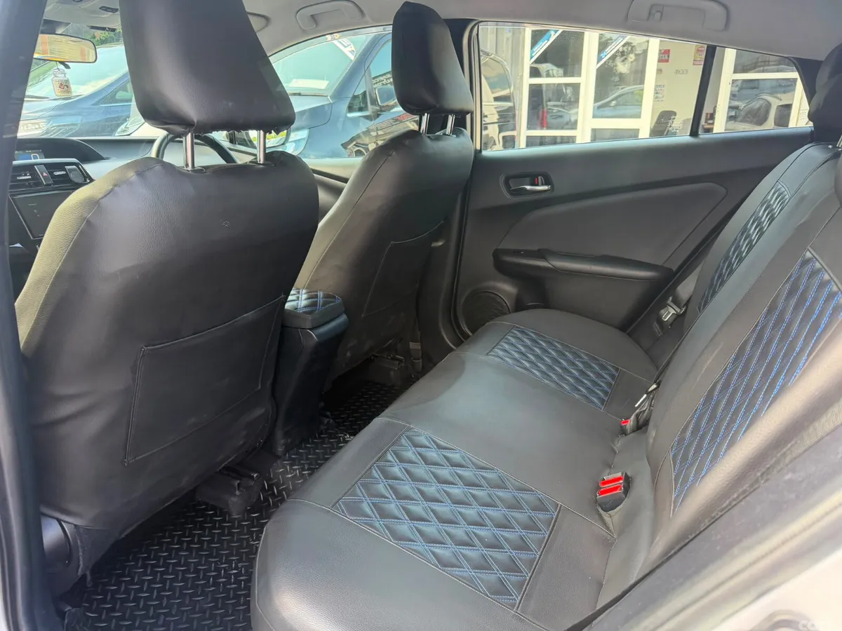 Toyota Prius Hatchback, Petrol Hybrid, 2019, Silver