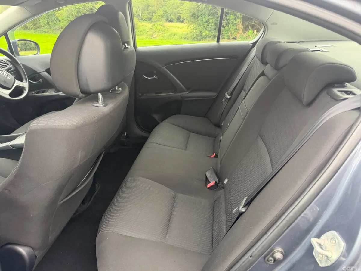 Toyota Avensis Saloon, Diesel, 2009, Blue