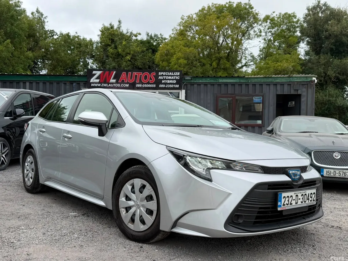 Toyota Corolla Estate, Petrol Hybrid, 2023, Silver