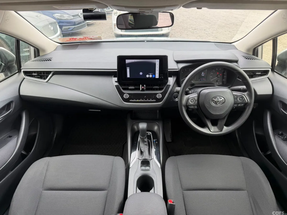 Toyota Corolla Estate, Petrol Hybrid, 2023, Silver