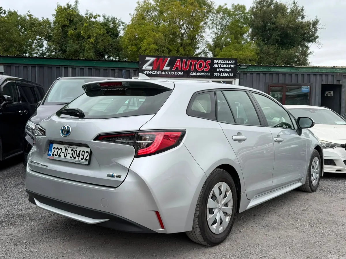Toyota Corolla Estate, Petrol Hybrid, 2023, Silver