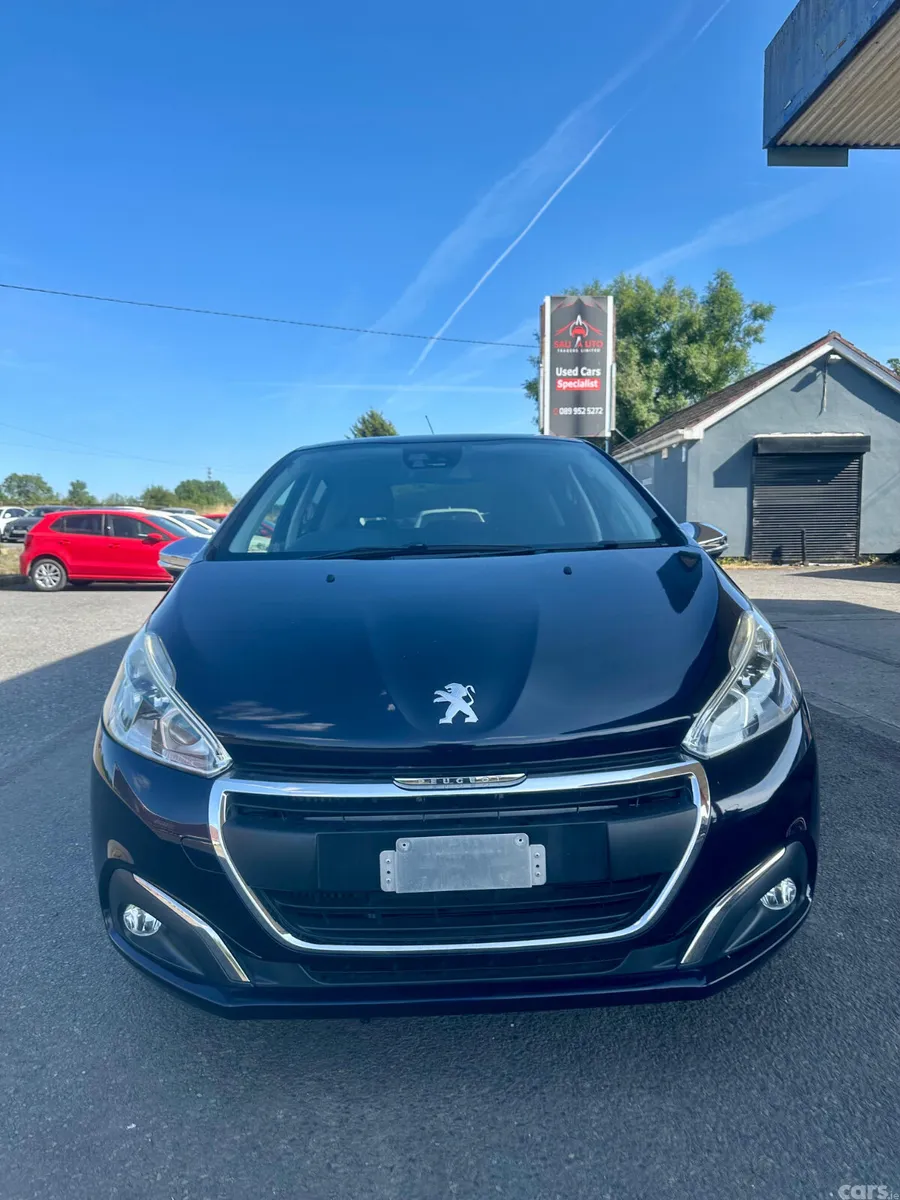 Peugeot 208 Hatchback, Petrol, 2016, Blue
