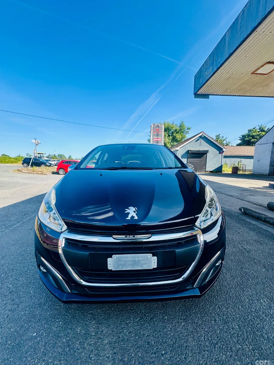 Peugeot 208 Hatchback, Petrol, 2016, Blue