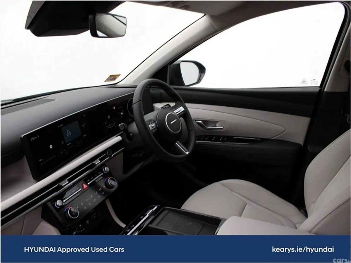 Hyundai Tucson SUV, Petrol Hybrid, 2024, Green