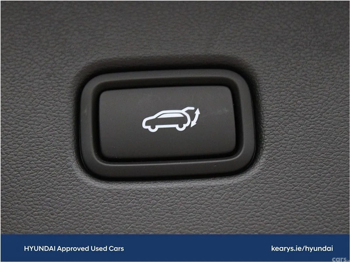 Hyundai Tucson SUV, Petrol Hybrid, 2024, Green