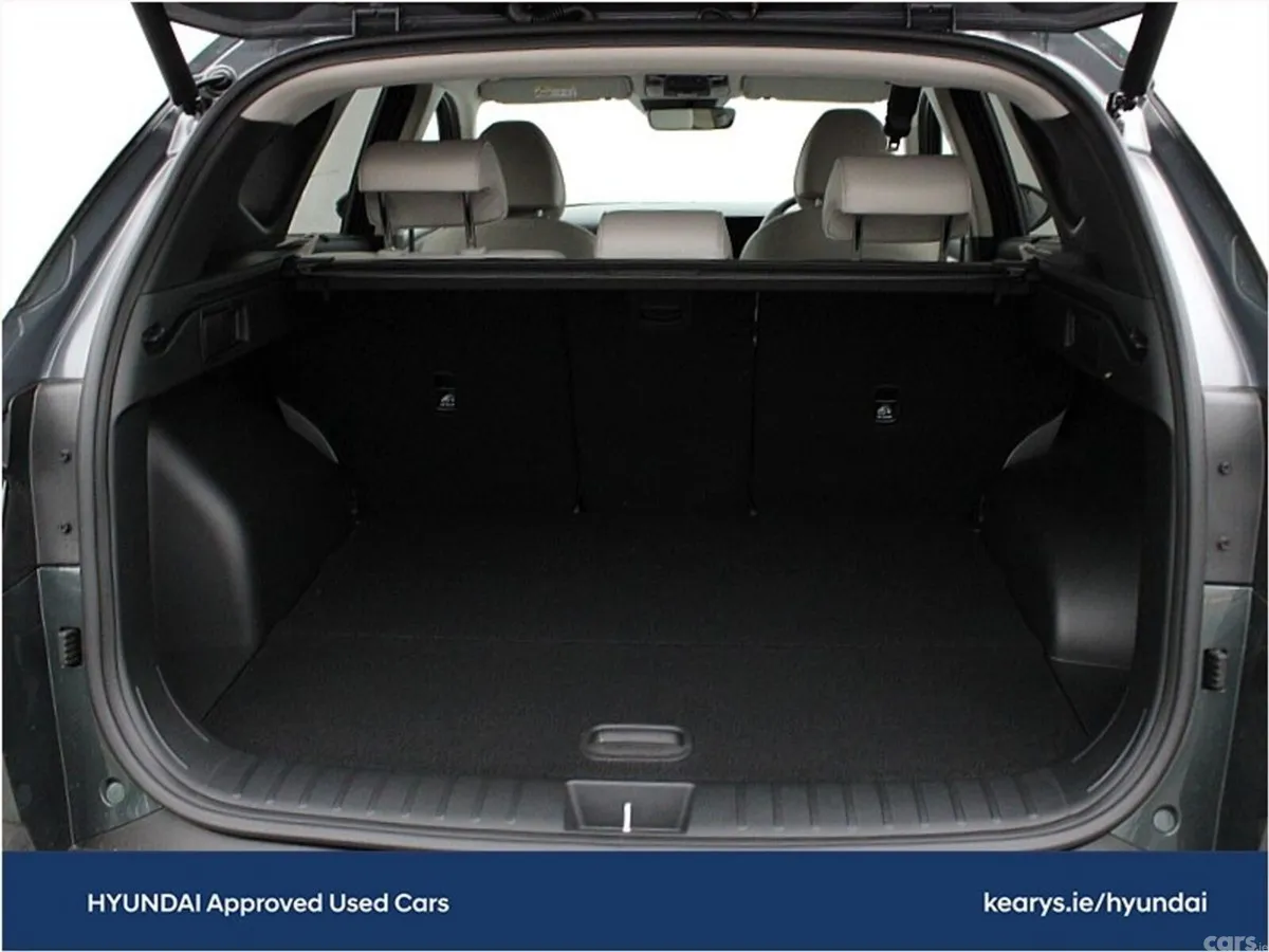 Hyundai Tucson SUV, Petrol Hybrid, 2024, Green