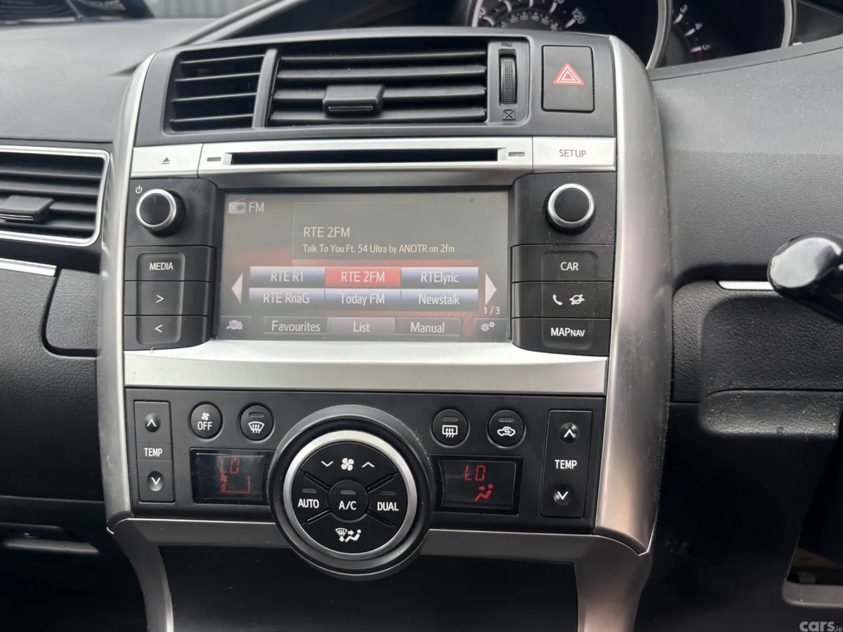 Toyota Verso MPV, Diesel, 2015, Red
