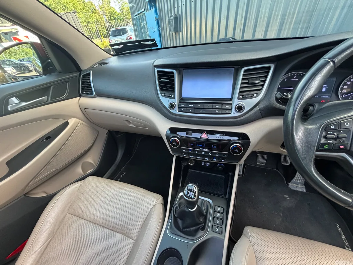 Hyundai Tucson SUV, Diesel, 2016, Red