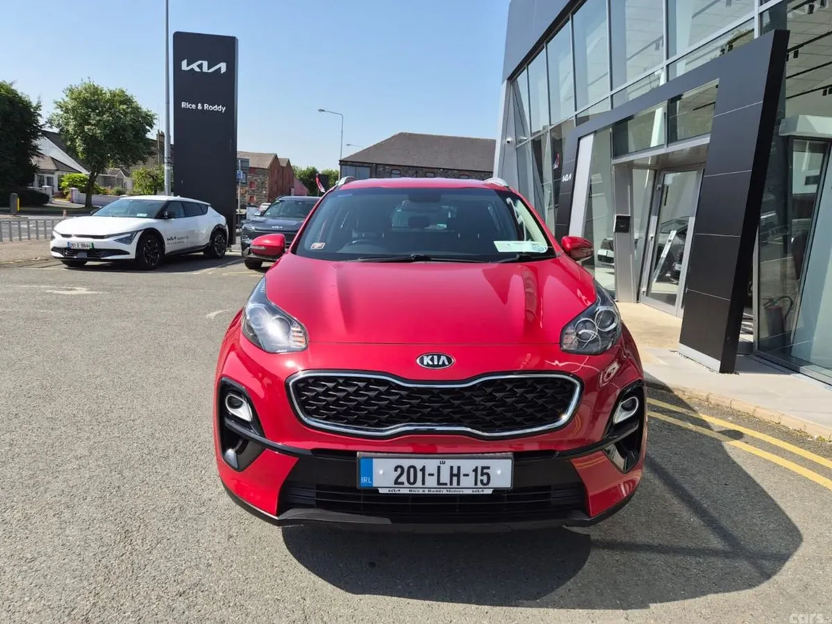 Kia Sportage MPV, Diesel, 2020, Red