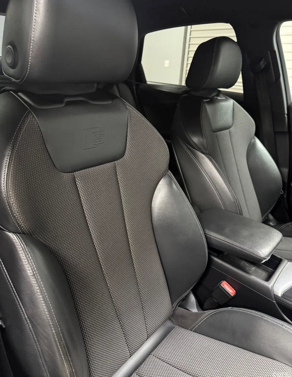 Audi A4 Saloon, Diesel, 2016, Grey