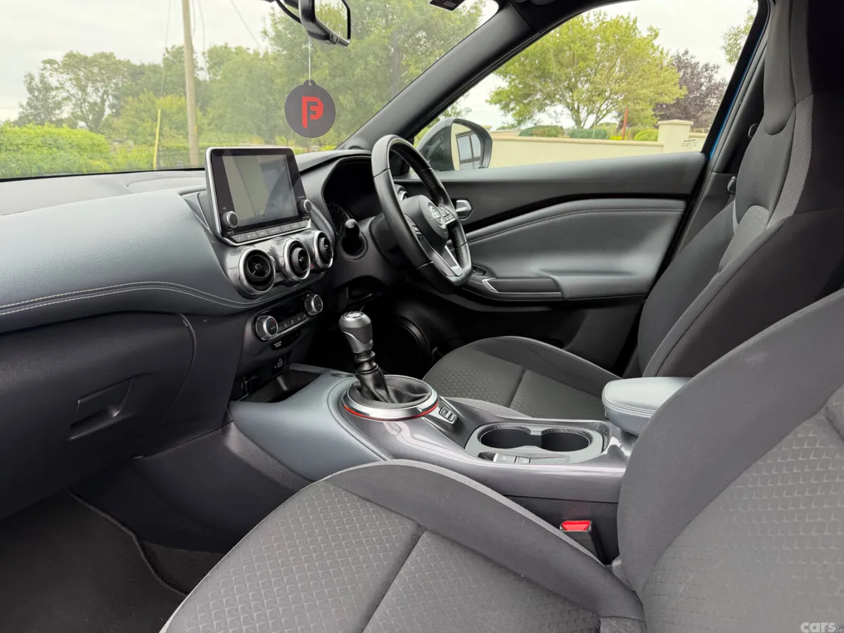 Nissan Juke SUV, Petrol, 2020, Blue