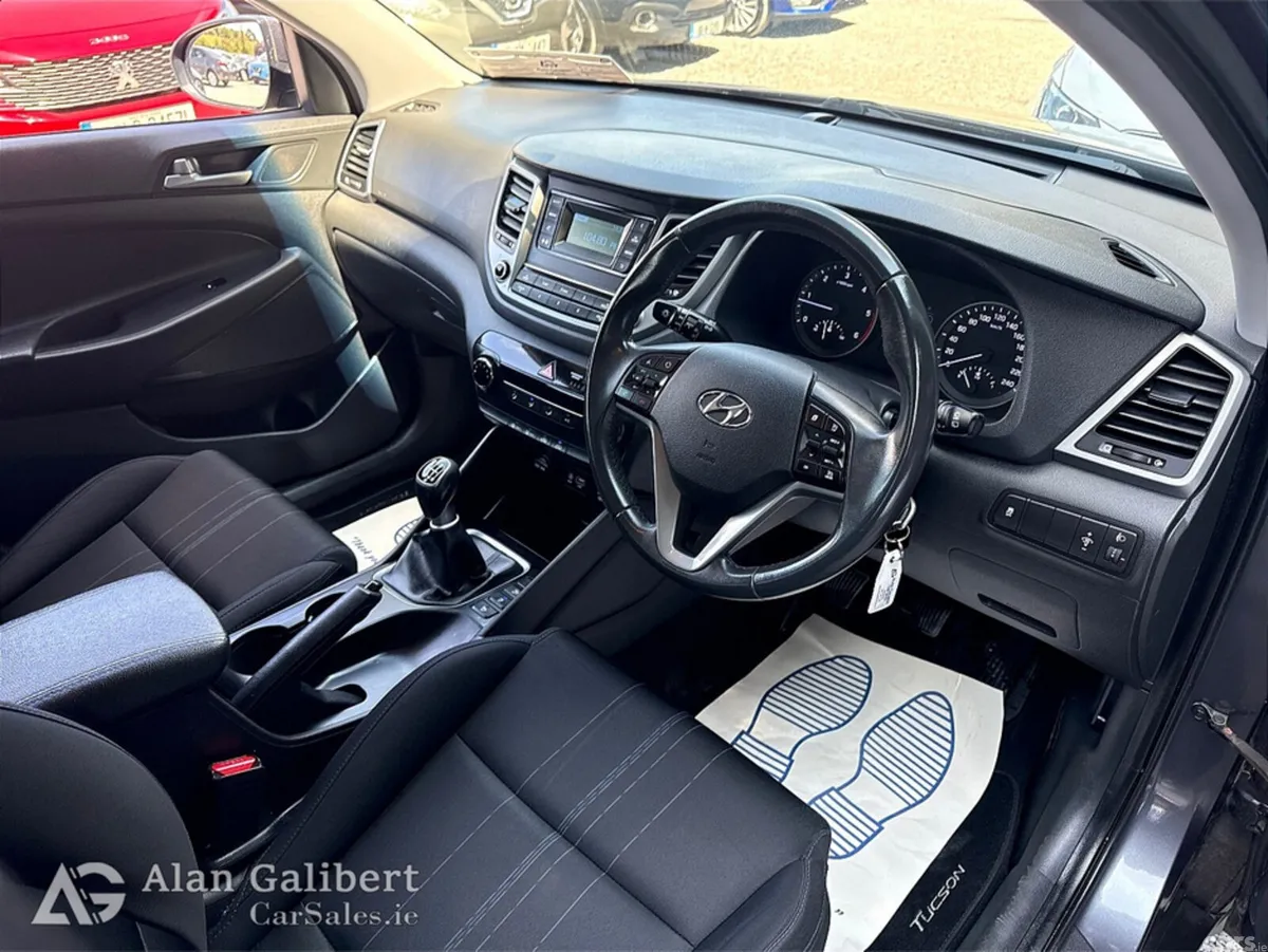 Hyundai Tucson MPV, Diesel, 2017, Grey