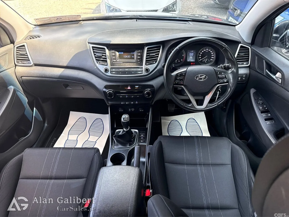Hyundai Tucson MPV, Diesel, 2017, Grey
