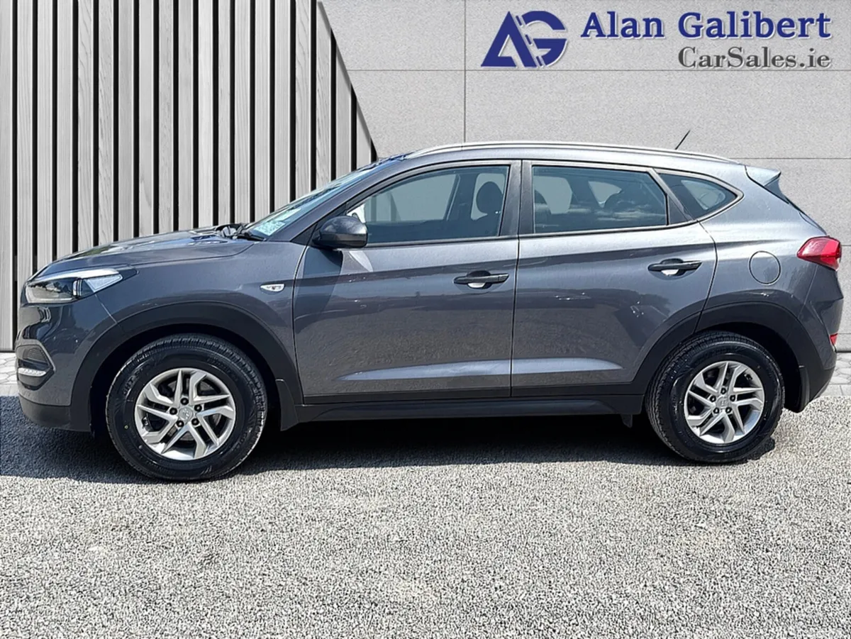 Hyundai Tucson MPV, Diesel, 2017, Grey
