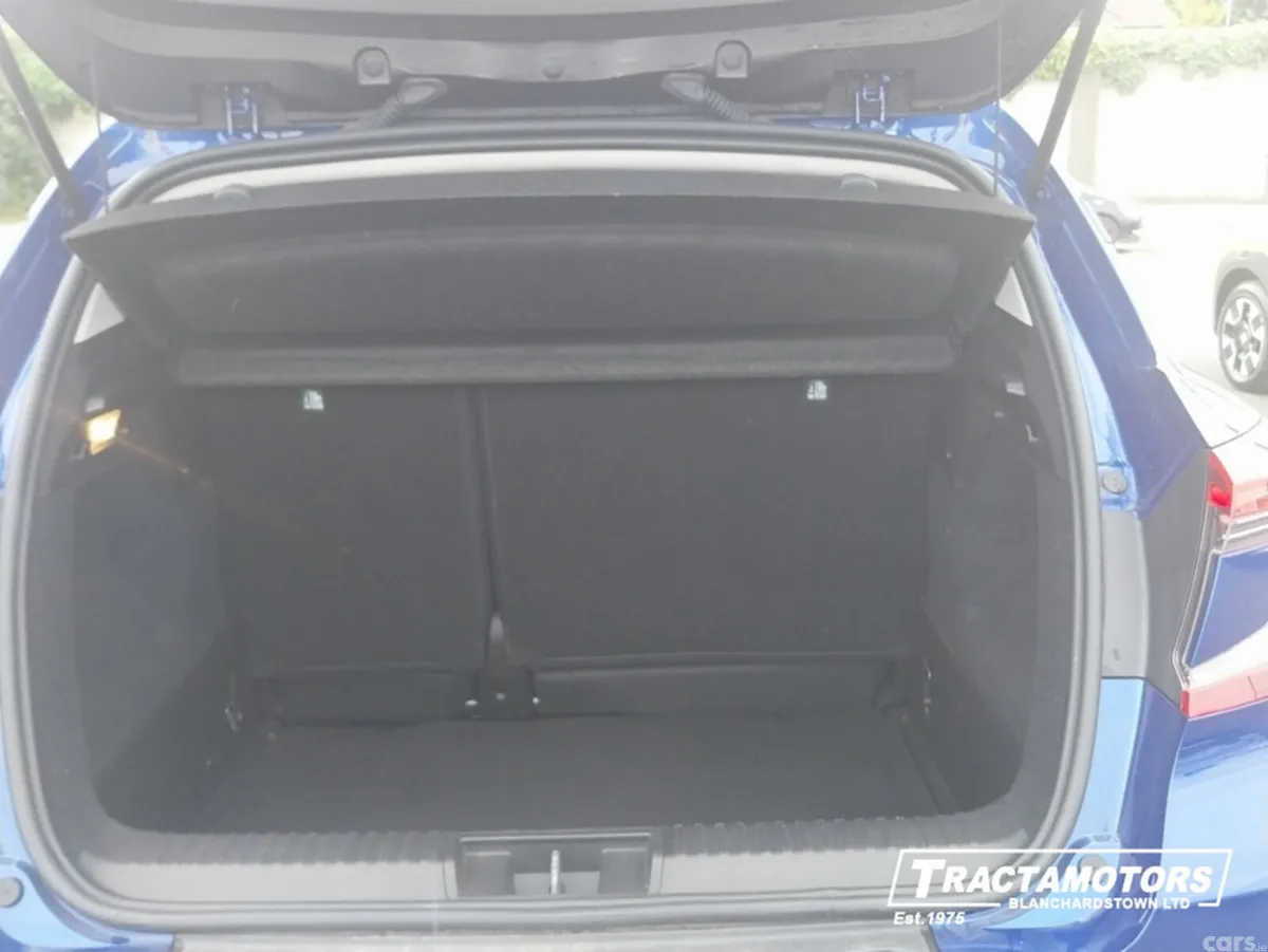 Renault Captur Hatchback, Petrol, 2024, Blue