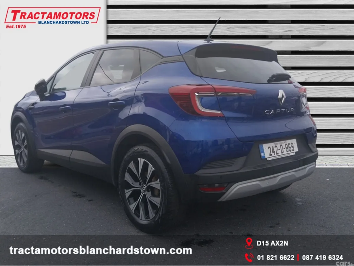 Renault Captur Hatchback, Petrol, 2024, Blue